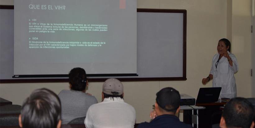 Charla VIH (1).jpg
